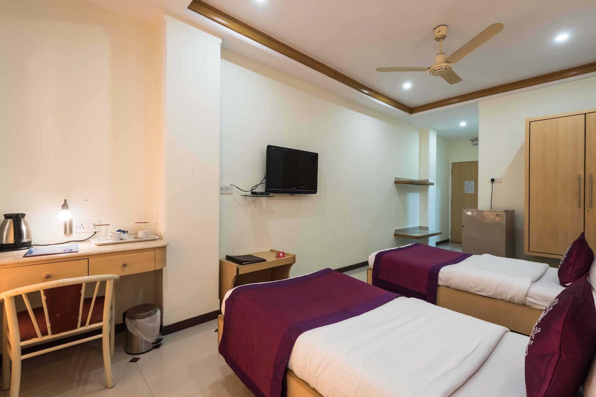 Hotel Godwin - Colaba Bombay Eksteriør billede