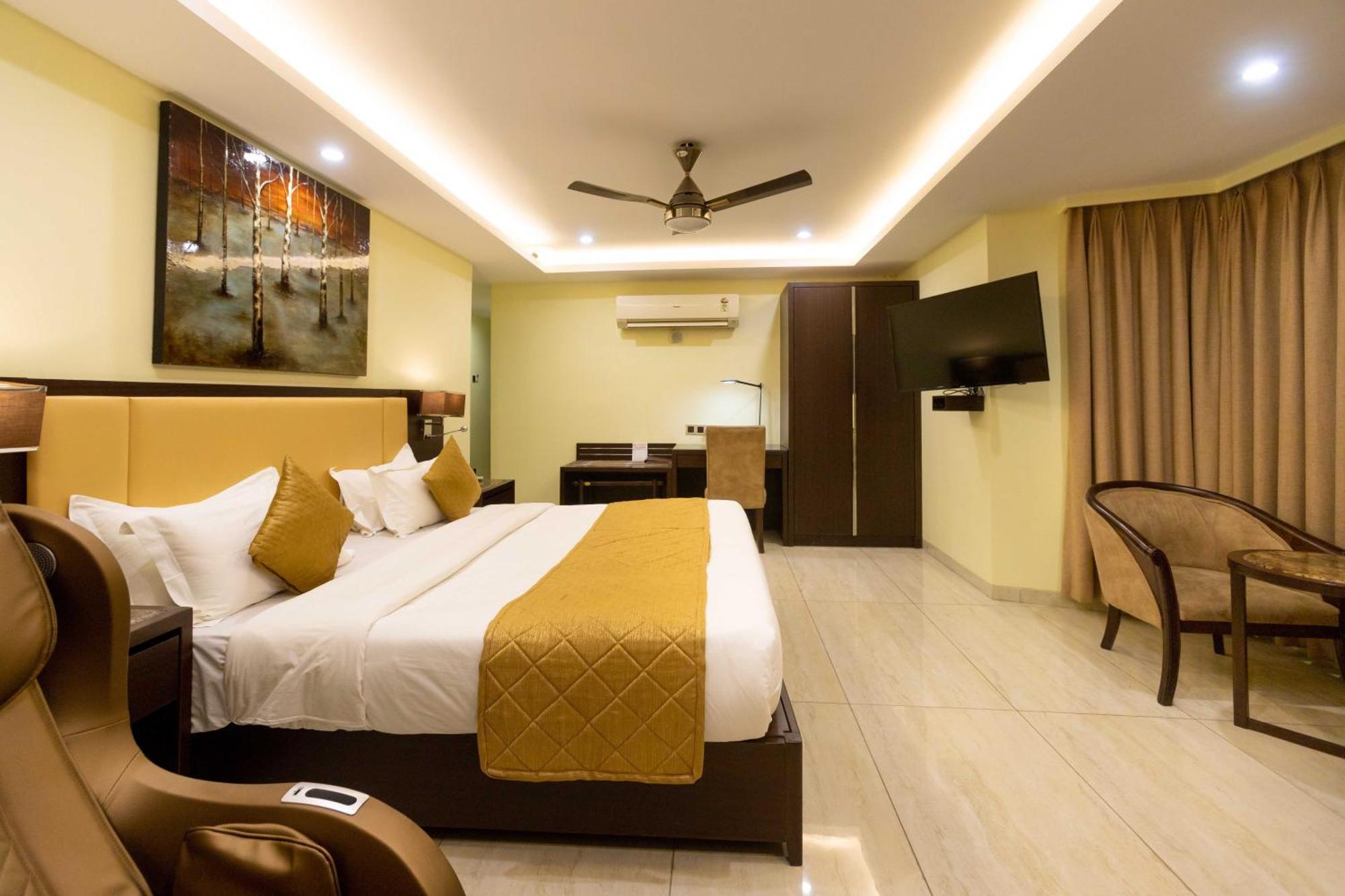 Hotel Godwin - Colaba Bombay Eksteriør billede