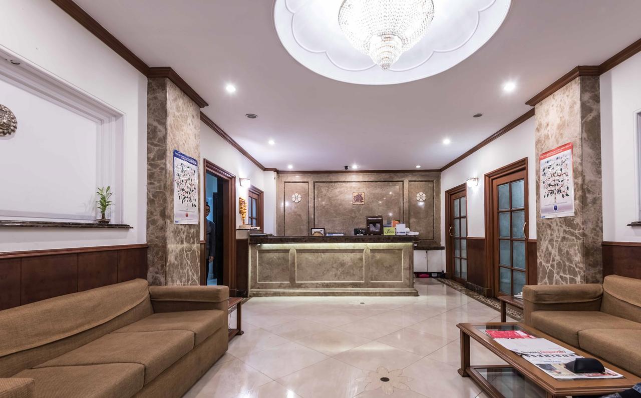 Hotel Godwin - Colaba Bombay Eksteriør billede