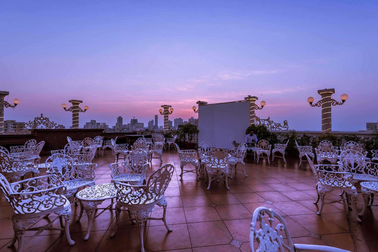 Hotel Godwin - Colaba Bombay Eksteriør billede