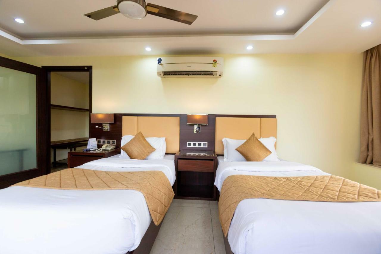 Hotel Godwin - Colaba Bombay Eksteriør billede