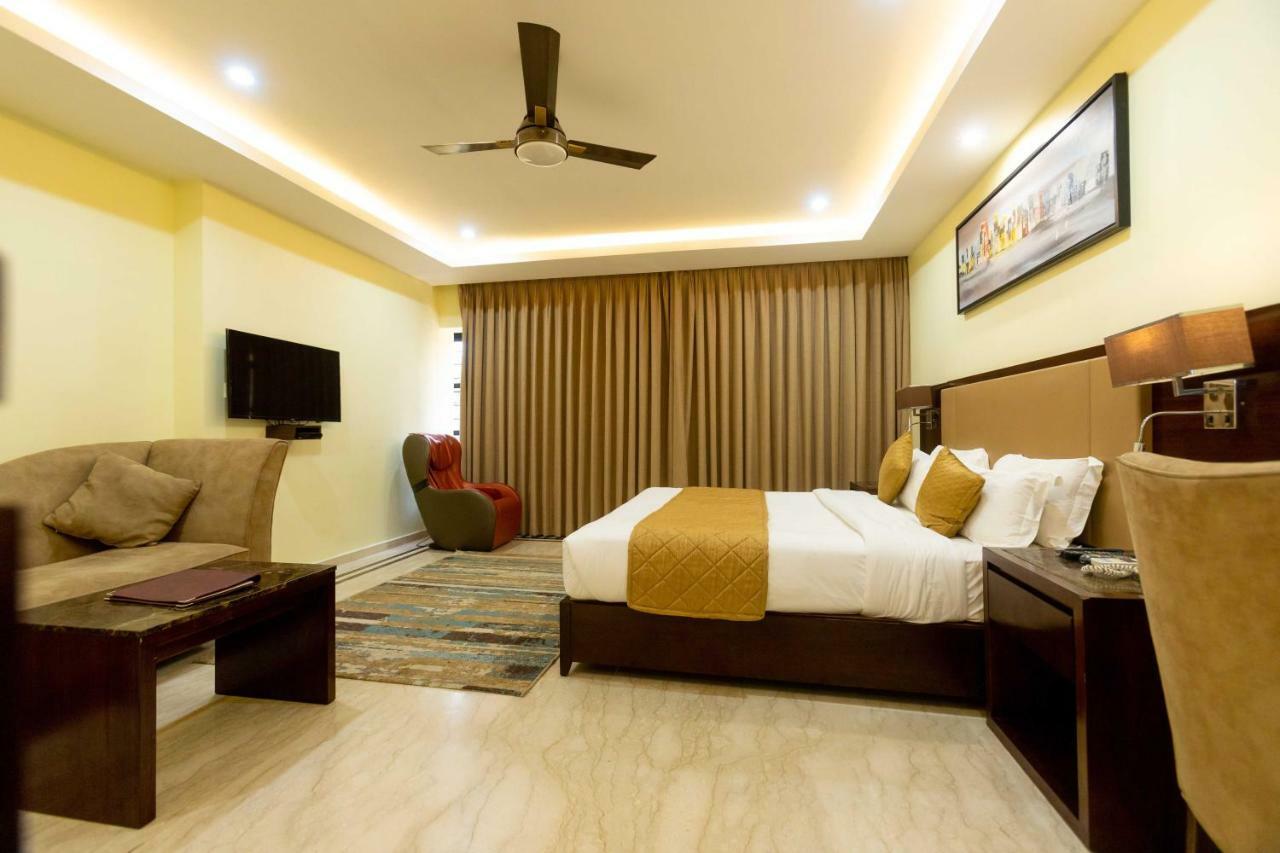 Hotel Godwin - Colaba Bombay Eksteriør billede
