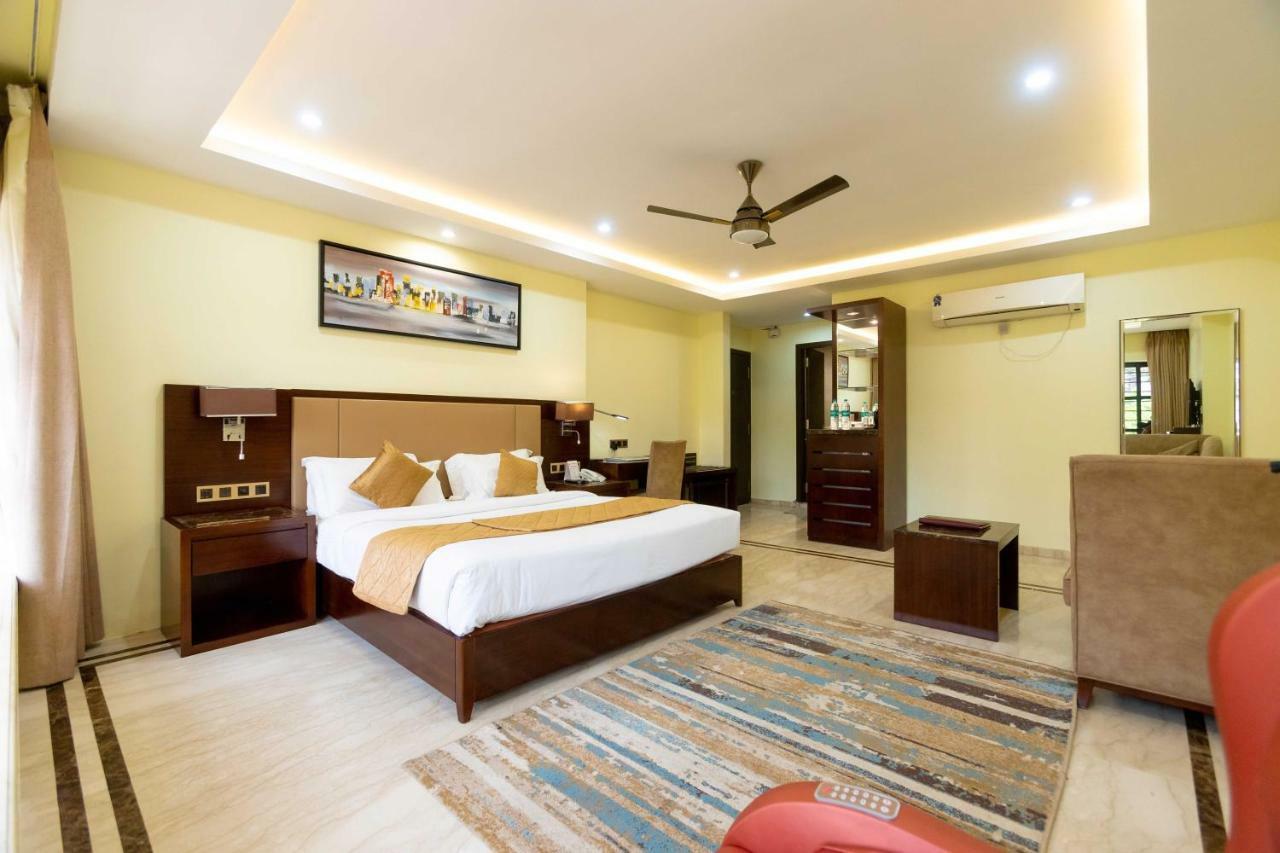 Hotel Godwin - Colaba Bombay Eksteriør billede
